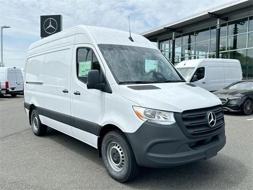 2025 Mercedes-Benz Sprinter 2500 Standard Roof