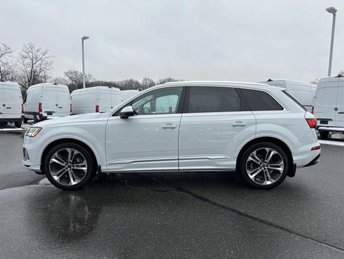 2023 Audi Q7 55 Prestige