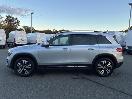 2026 Mercedes-Benz GLB 250 4MATIC