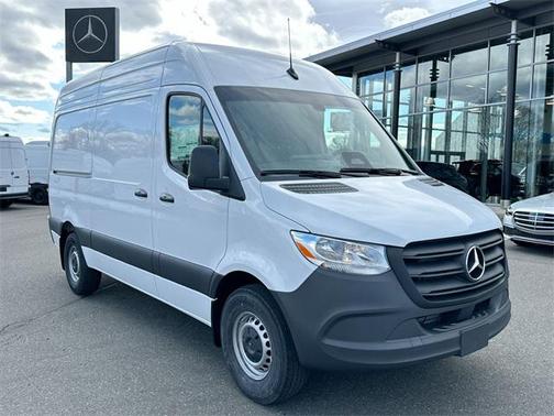 2025 Mercedes-Benz Sprinter 2500 Standard Roof