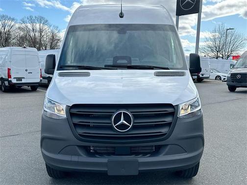 2025 Mercedes-Benz Sprinter 2500 Standard Roof