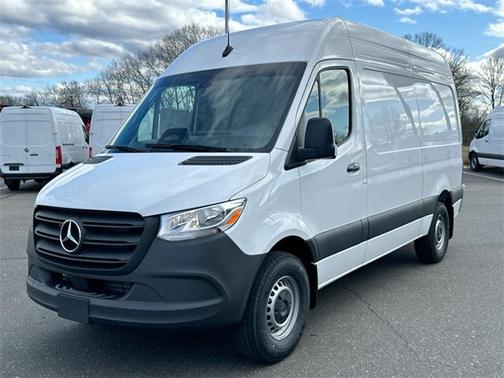 2025 Mercedes-Benz Sprinter 2500 Standard Roof