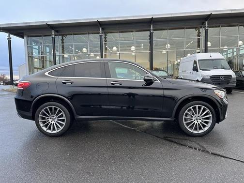 2021 Mercedes-Benz GLC 300 4MATIC Coupe