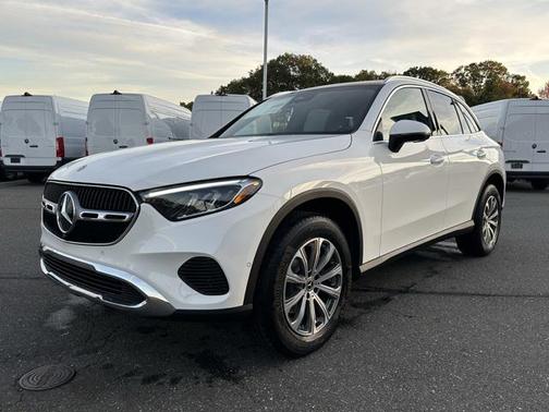 2026 Mercedes-Benz GLC 300 4MATIC