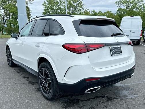 2025 Mercedes-Benz GLC 300 4MATIC