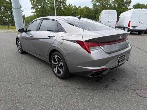 Fluid Metal 2021 Hyundai ELANTRA SEL
