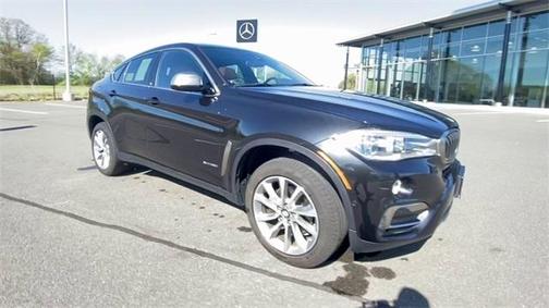 Photo 2 of 30 of 2019 BMW X6 xDrive35i