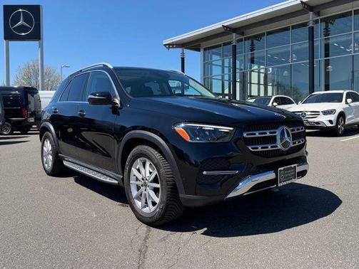 Black 2026 Mercedes-Benz GLE 350 4MATIC