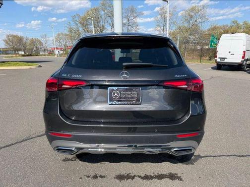 Graphite Gray Metallic 2023 Mercedes-Benz GLC 300 4MATIC