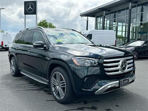 2025 Mercedes-Benz GLS 450 4MATIC