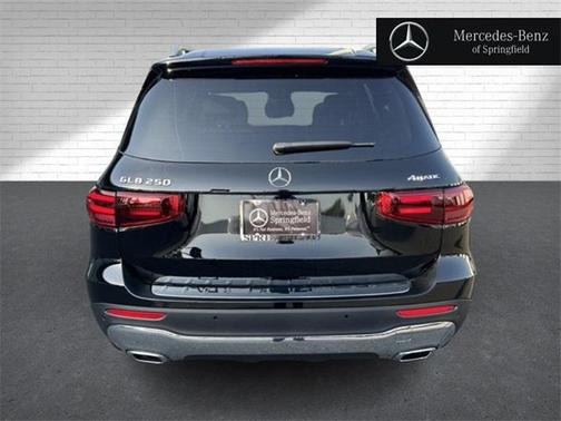 2025 Mercedes-Benz GLB 250 4MATIC