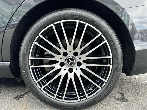 2023 Mercedes-Benz C-Class 4MATIC Sedan