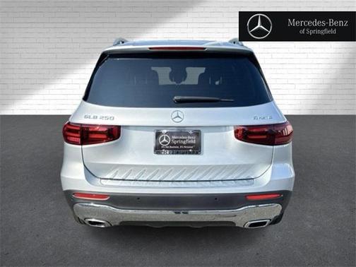 2025 Mercedes-Benz GLB 250 4MATIC