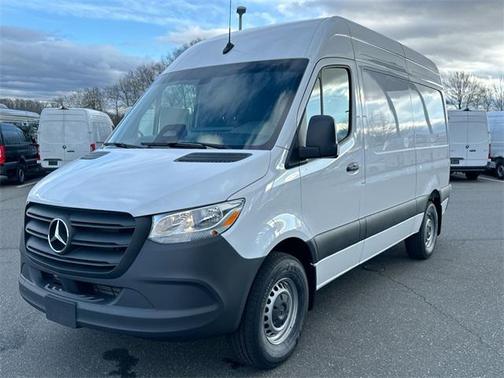 2025 Mercedes-Benz Sprinter 2500 Standard Roof