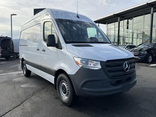 2026 Mercedes-Benz Sprinter 2500 Cargo 144 WB