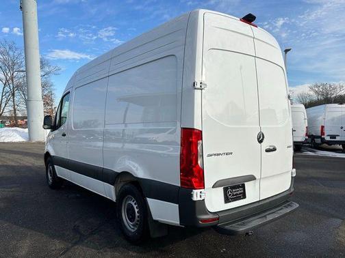 2026 Mercedes-Benz Sprinter 2500 Cargo 144 WB