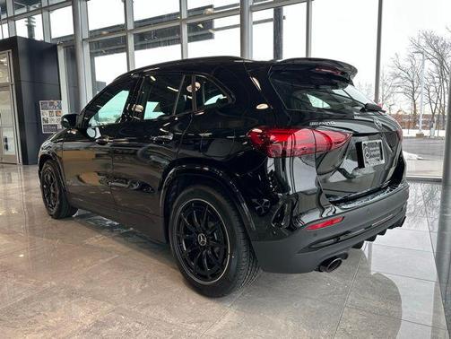 2026 Mercedes-Benz AMG GLA 35 4MATIC