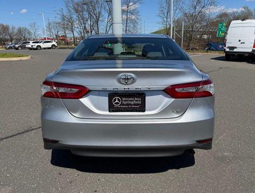 Celestial Silver Metallic 2018 Toyota Camry LE