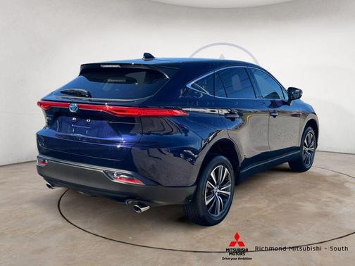 2023 Toyota Venza LE