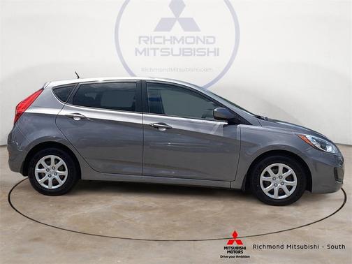 2013 Hyundai Accent GS