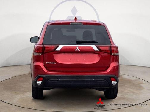 2020 Mitsubishi Outlander ES