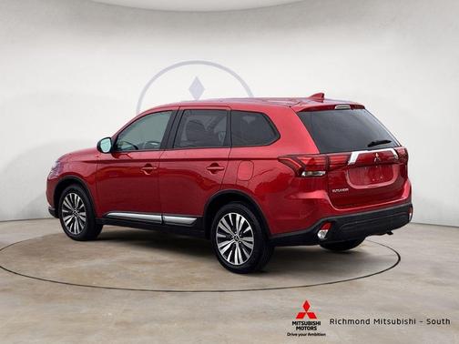 2020 Mitsubishi Outlander ES