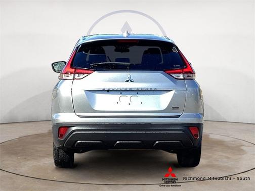 2022 Mitsubishi Eclipse Cross LE