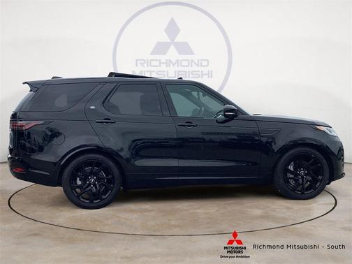 2024 Land Rover Discovery P300 Dynamic SE