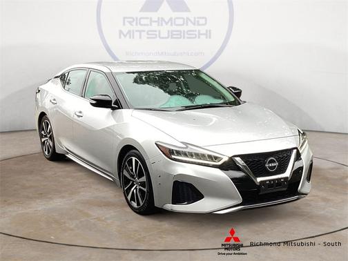 2023 Nissan Maxima SV