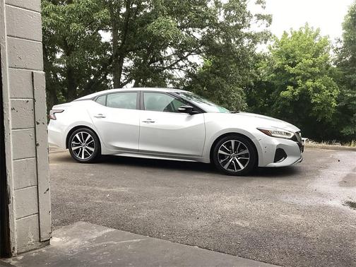 2023 Nissan Maxima SV