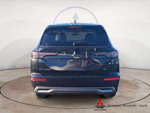 Black Diamond 2026 Mitsubishi Outlander SE