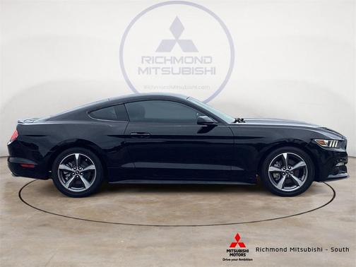 2016 Ford Mustang V6