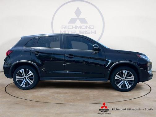 Black 2022 Mitsubishi Outlander Sport 2.0 SE