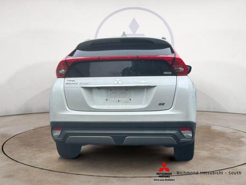 Pearl White 2020 Mitsubishi Eclipse Cross SE