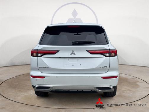 2025 Mitsubishi Outlander PHEV SE