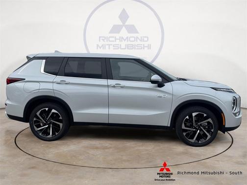 2025 Mitsubishi Outlander PHEV SE