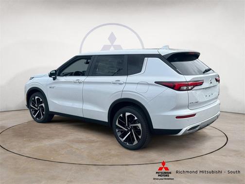2025 Mitsubishi Outlander PHEV SE
