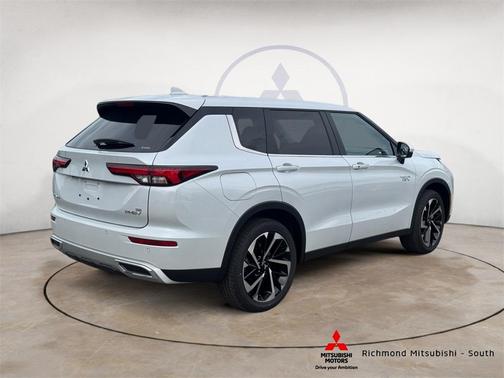 2025 Mitsubishi Outlander PHEV SE