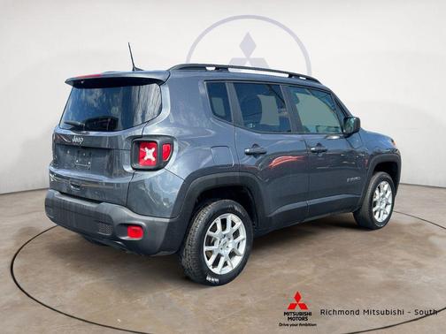 Graphite Gray 2023 Jeep Renegade Latitude