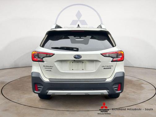 Crystal White Pearl 2022 Subaru Outback Touring