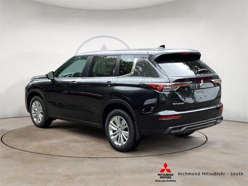 2025 Mitsubishi Outlander ES