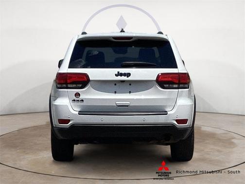 2019 Jeep Grand Cherokee Laredo