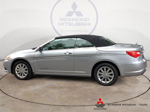 2013 Chrysler 200 Touring