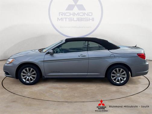 2013 Chrysler 200 Touring