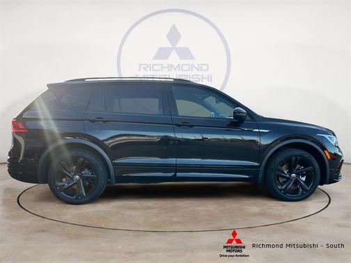 2024 Volkswagen Tiguan 2.0T SE R-Line Black
