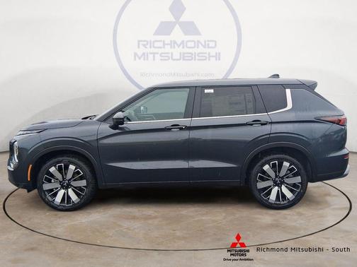 Graphite Gray 2026 Mitsubishi Outlander SE