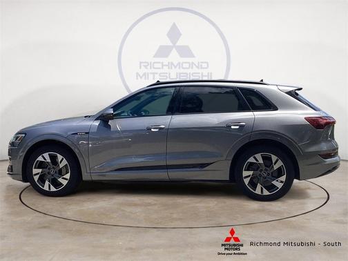 2022 Audi e-tron Premium