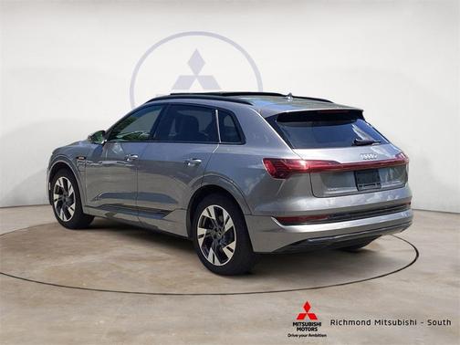 2022 Audi e-tron Premium