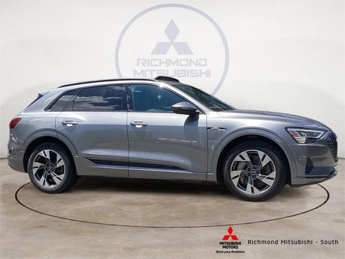 2022 Audi e-tron Premium