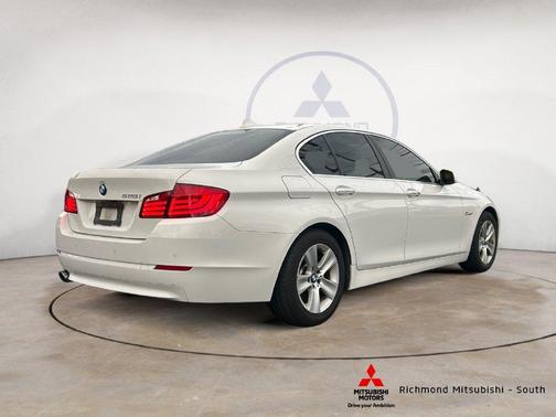 Alpine White 2013 BMW 528 i